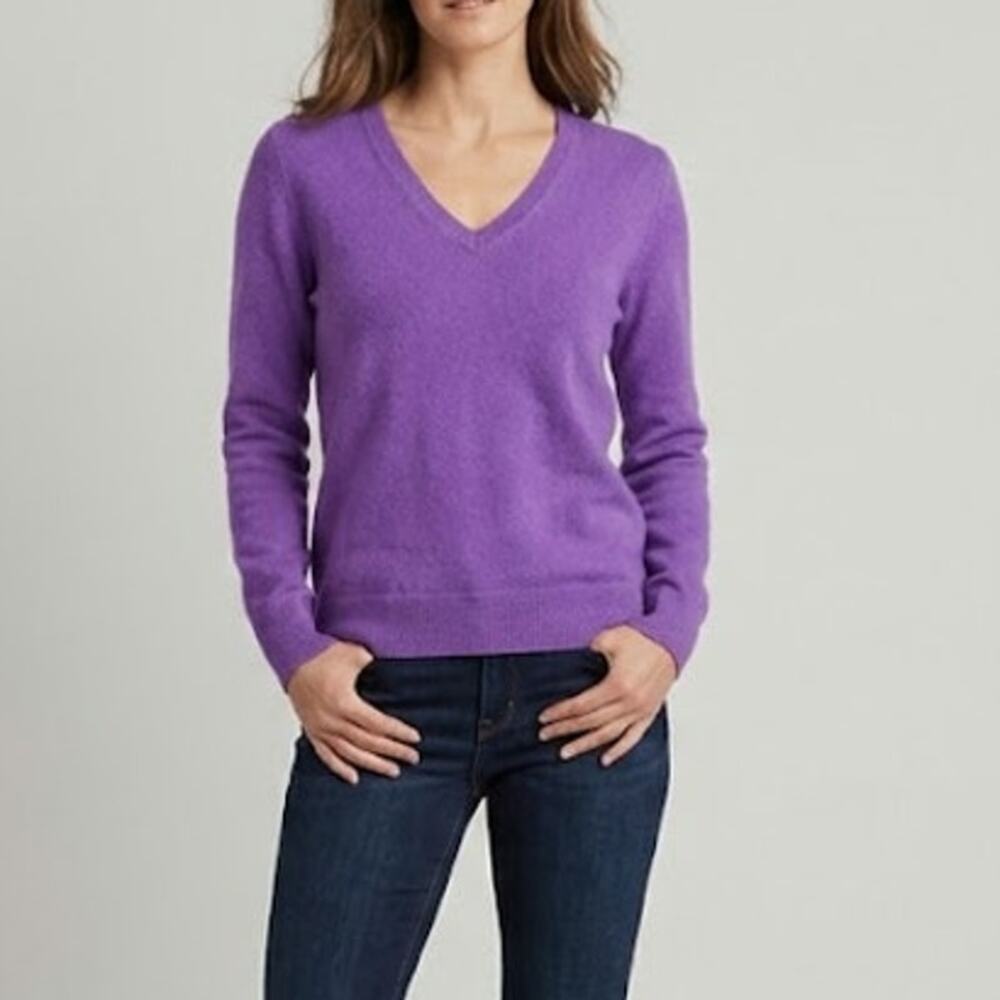Vineyard Vines Womens XS Cashmere Sweater Gooseberry Purple V-Neck Pullover NWT